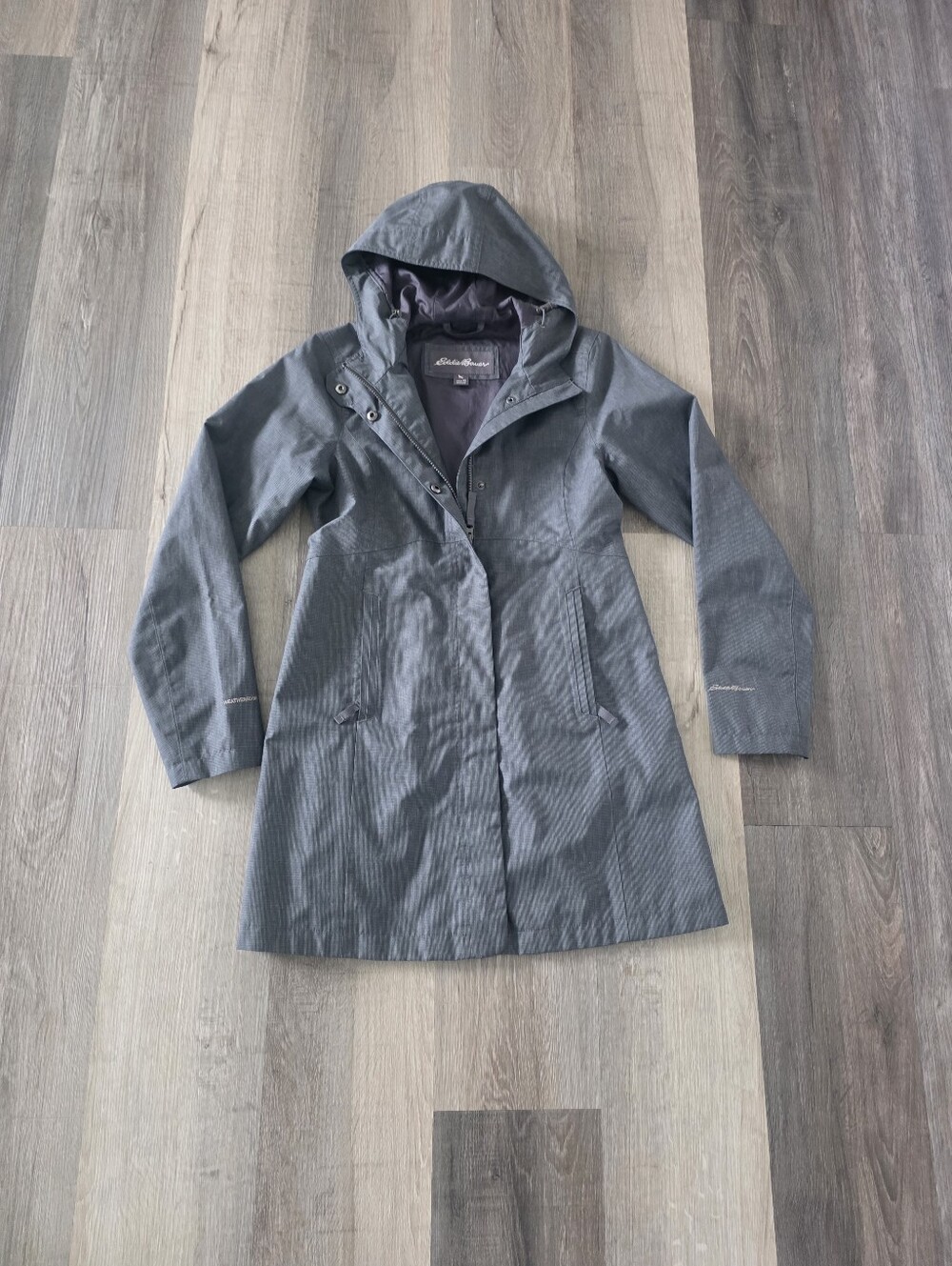 Eddie Bauer Women's Gray Raincoat Hooded Size XS - Picture 4 of 8